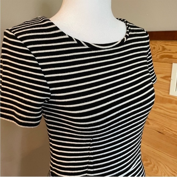 Madewell Gallerist Dress in Black White Stripe Short Sleeve Small - Picture 7 of 13
